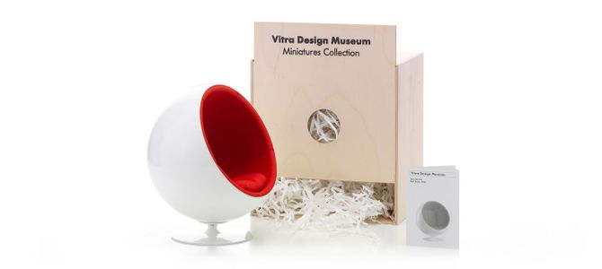 Miniatures Ball Chair